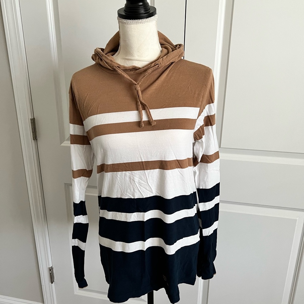 Denim & Flower Tan and White Sweatshirt with Relaxed Fit